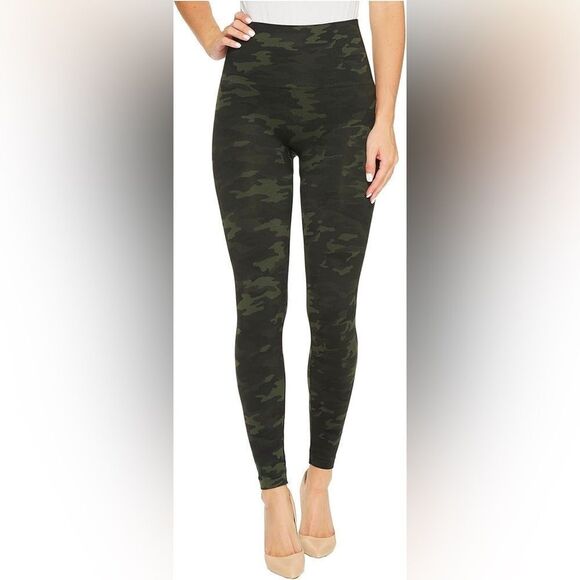 Spanx Green Camo High Waist Look at Me Leggings Medium - Picture 1 of 7